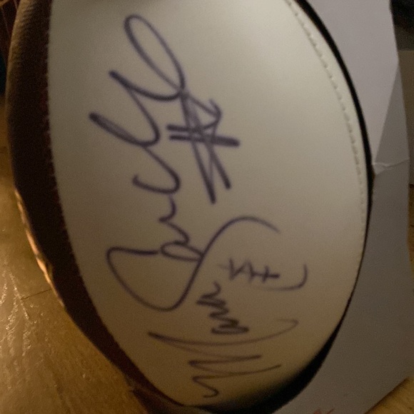 New in box wilson autographed football mark sanchez - Picture 2 of 5